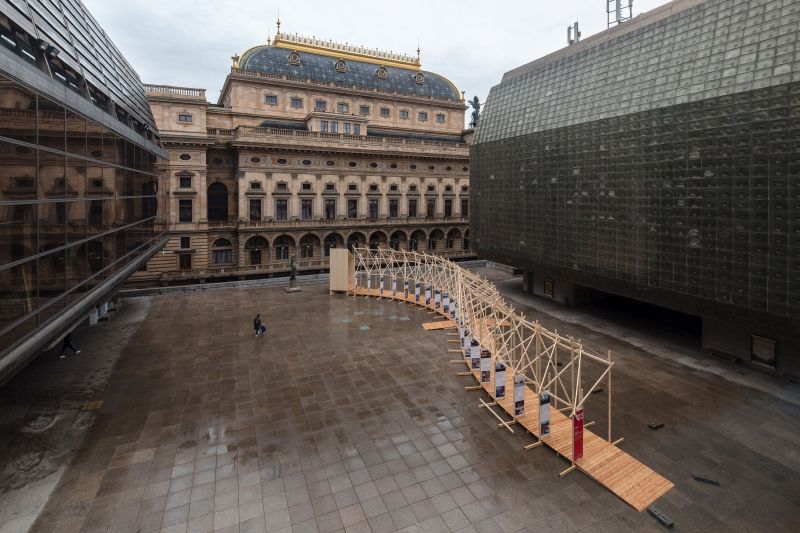 Salon dřevostaveb zahájen, výstava u Národního divadla pokračuje do poloviny května